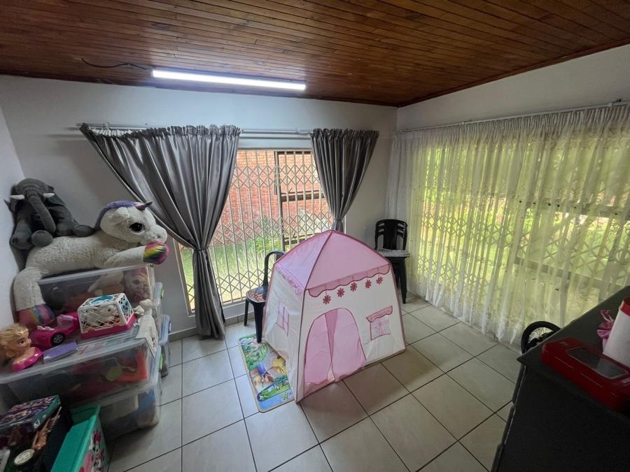 3 Bedroom Property for Sale in Safari Gardens North West